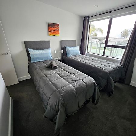 Luxury Beach Escape - 6 Adams Ave Mt Maunganui Маунт-Маунгани Экстерьер фото