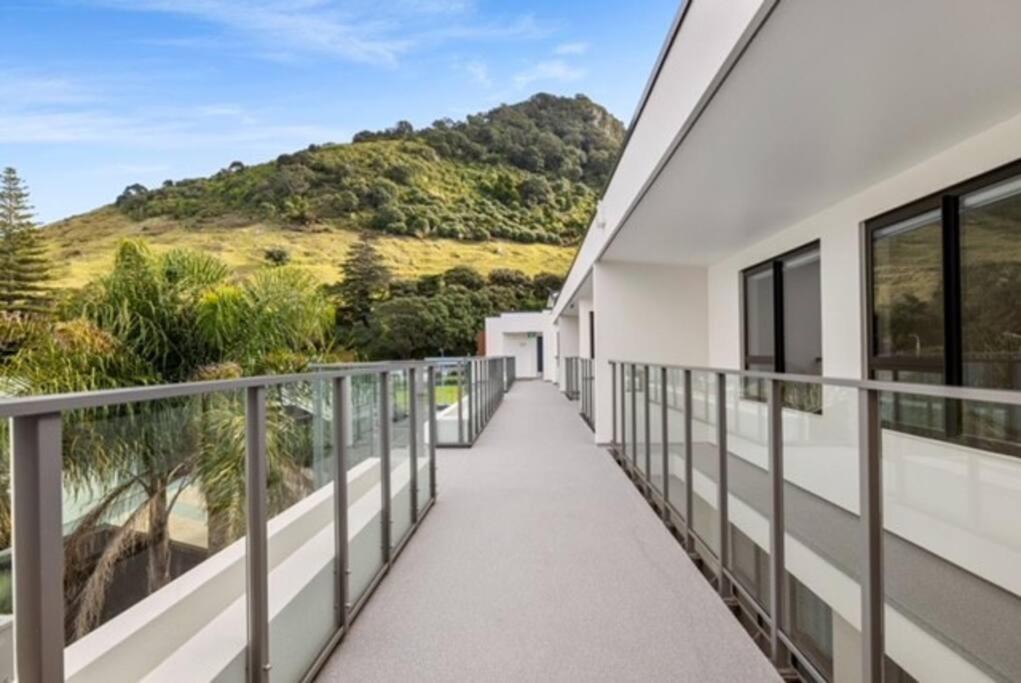 Luxury Beach Escape - 6 Adams Ave Mt Maunganui Маунт-Маунгани Экстерьер фото