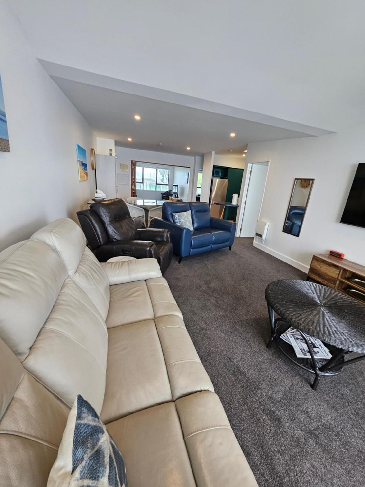Luxury Beach Escape - 6 Adams Ave Mt Maunganui Маунт-Маунгани Экстерьер фото